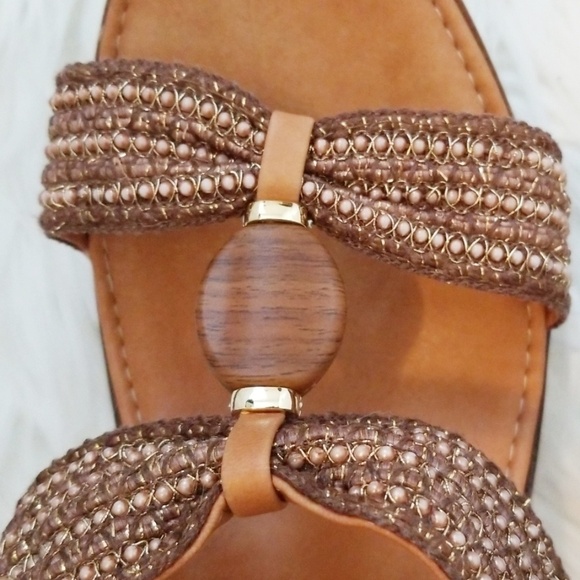 New Directions Lavin Wedge Sandals - Picture 8 of 8